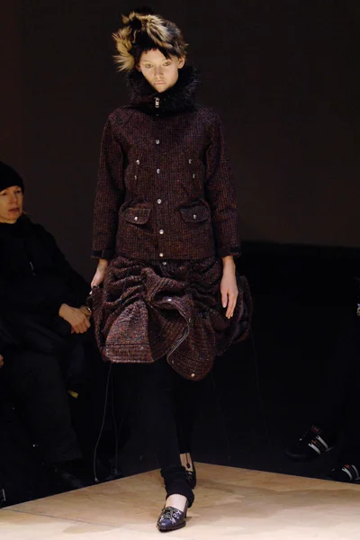 Look 15